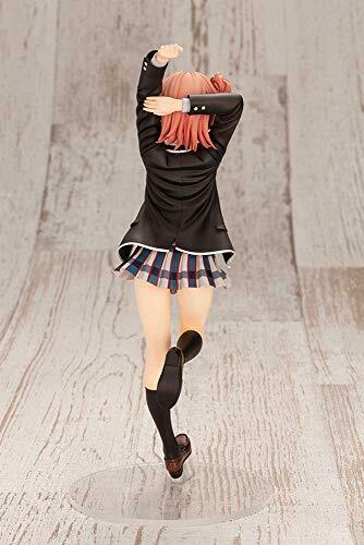 Kotobukiya Yui Yuigahama 1/8 Scale Figure