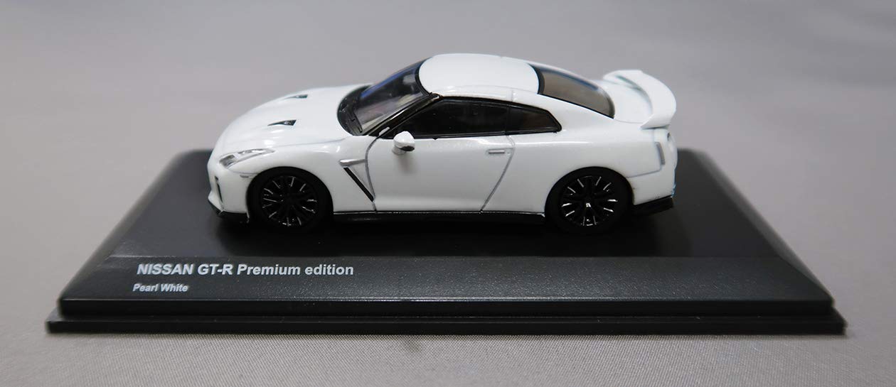 Kyosho 1/64 Nissan GT-R White Limited
