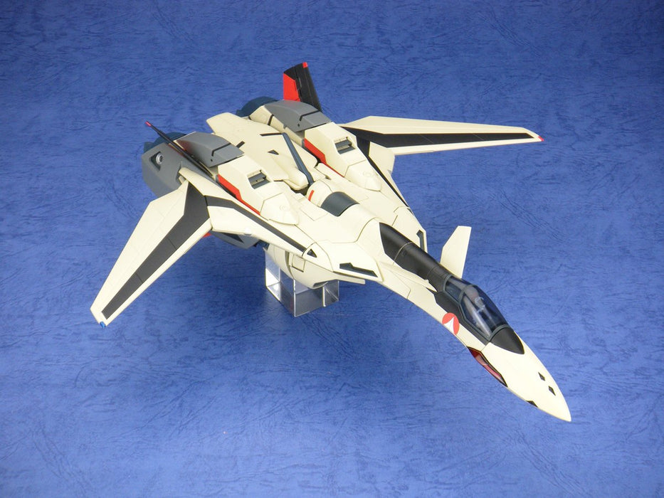 Arcadia Japan Macross Plus 1/60 Yf-19 Perfekte Transformationsfigur mit Fast Pack, bemalt