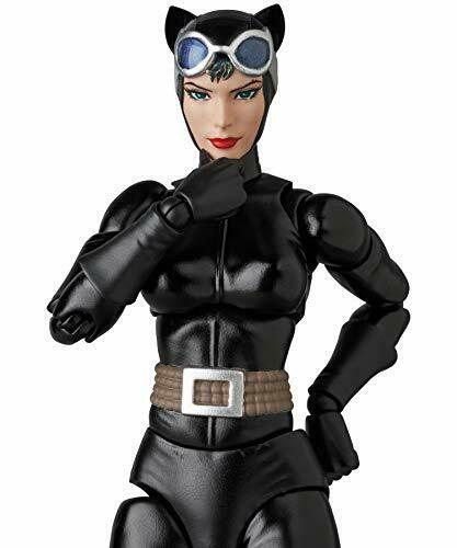 Medicom Toy Mafex Catwoman Chut Ver. Figurine