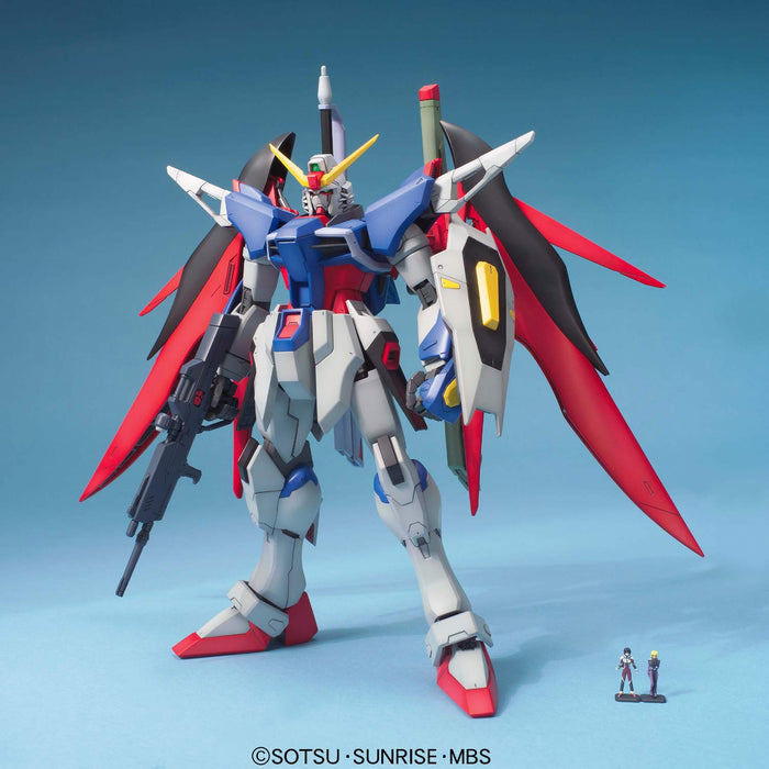 BANDAI Mg Gundam Zgmf-X42S Destiny Gundam Kit à l'échelle 1/100