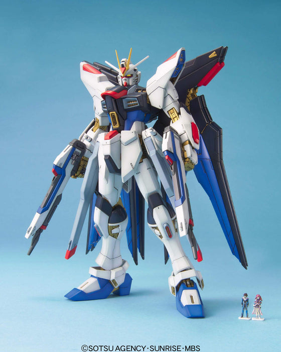 BANDAI Mg Gundam Strike Freedom Zgmf-X20A 1/100 Scale Kit