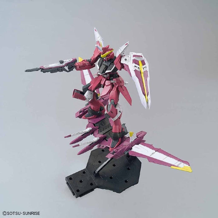 BANDAI Mg 163824 Justice Gundam Gundam Seed 1/100 Scale Kit