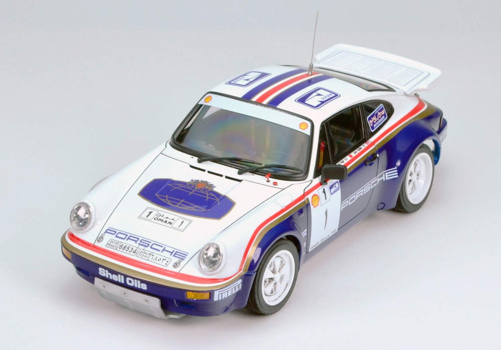 PLATZ Racing Series 1/24 Porsche 911 Sc/Rs 1984 Gagnant du rallye d'Oman Modèle en plastique
