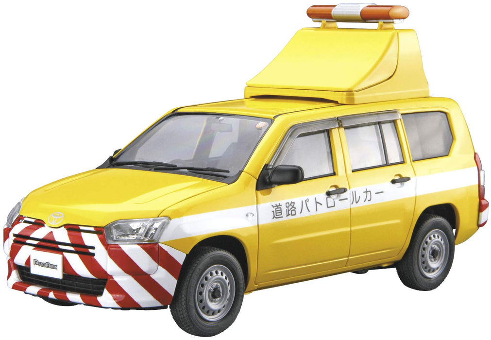 Qingdao Bunka Kyozai 1/24 The Model Car Series Sp Toyota Ncp160V Probox 2014 Road Patrol Car Plastic Model