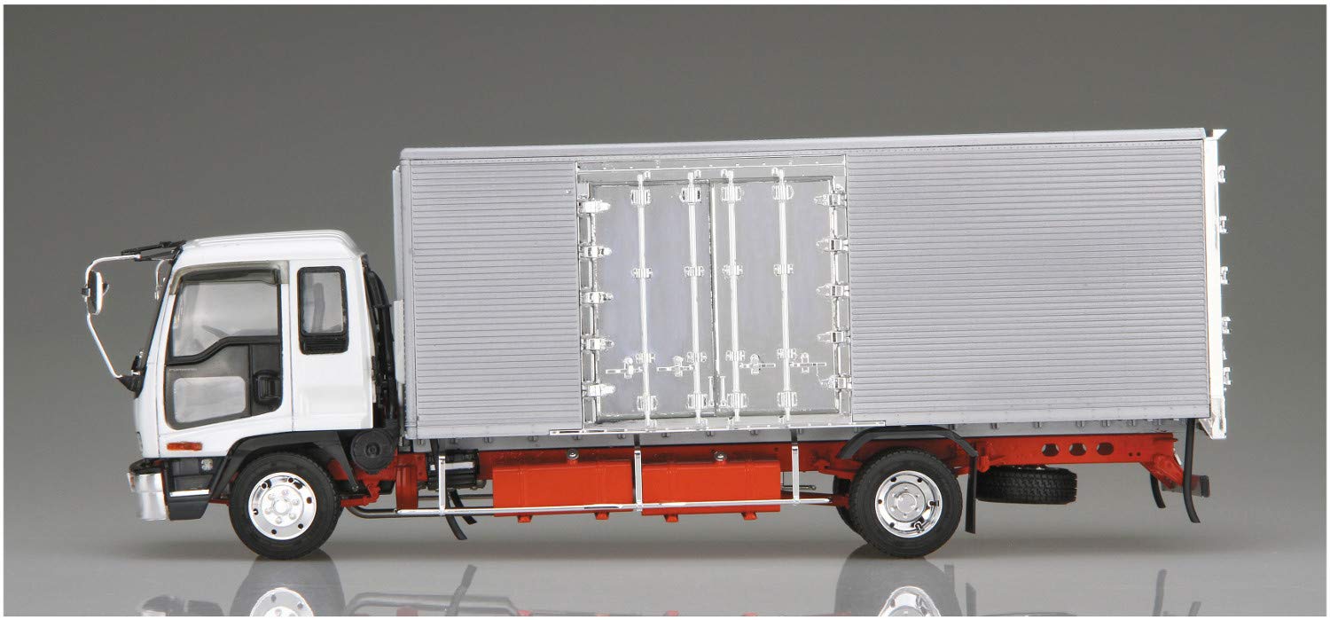 AOSHIMA Heavy Freight 1/32 Isuzu Forward Histar Refrigerated Truck Plastic Model