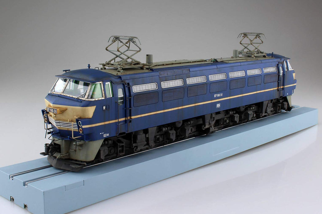 Qingdao Bunka Kyozai 1/45 Train Museum Oj Series No.4 Locomotive électrique Ef66 Modèle en plastique de type tardif