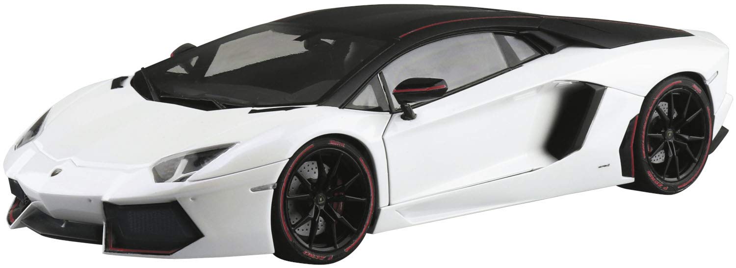 AOSHIMA The Super Car 1/24 Lamborghini Aventador Pirelli Edition '15 Plastic Model