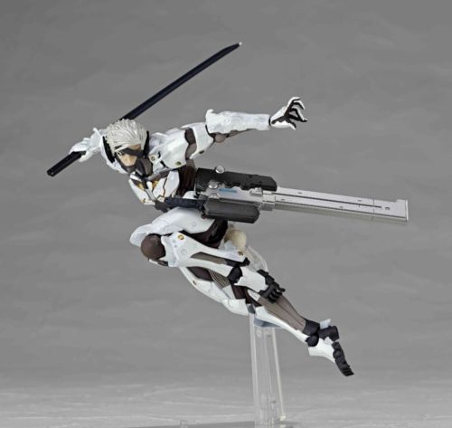 Revoltech Yamaguchi No.140ex Metal Gear Rising Revengeance Raiden White Armor