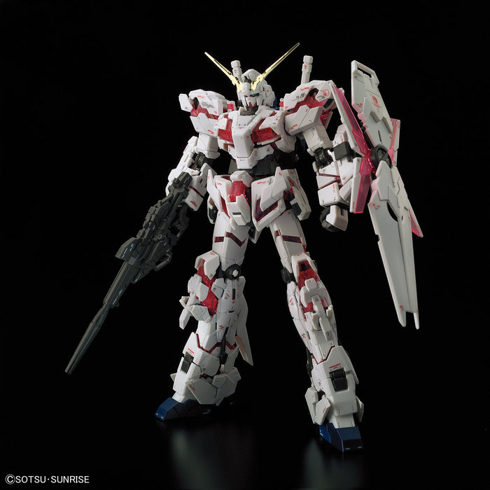 Rg 1/144 Rx-0 Unicorn Gundam Plastic Model