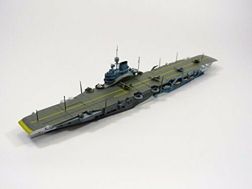 Flugzeugträger HMS Illustrious der Royal Navy im Maßstab 1:700 Plastikmodellbausatz