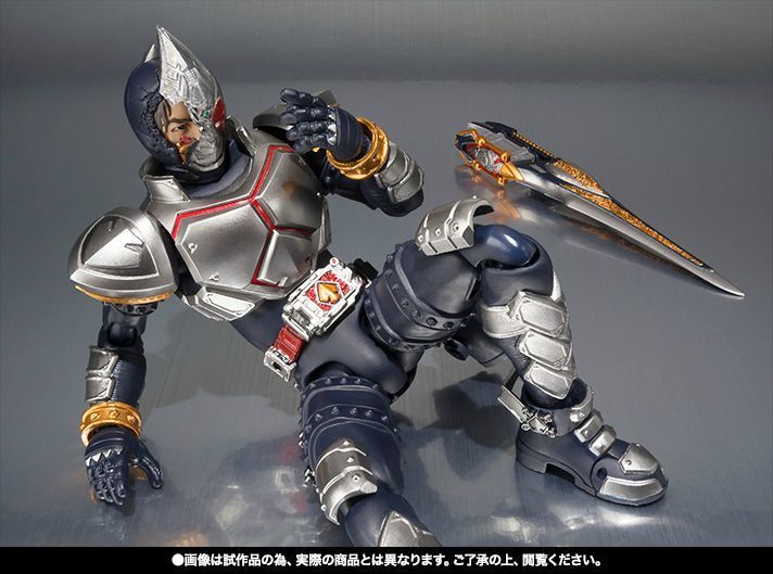 Shfiguarts Masked Kamen Rider Blade Broken Head Ver Action Figure Bandai Japon
