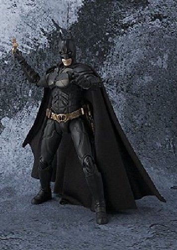 Shfiguarts Batman The Dark Knight Action Figure Bandai F/s