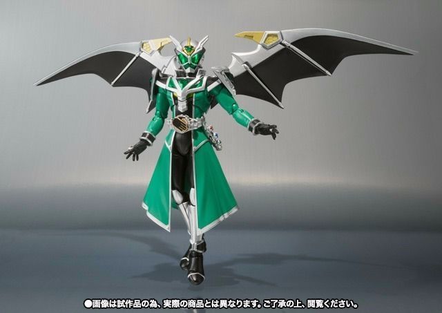 Shfiguarts Masked Kamen Rider Wizard Hurricane Dragon Action Figure Bandai