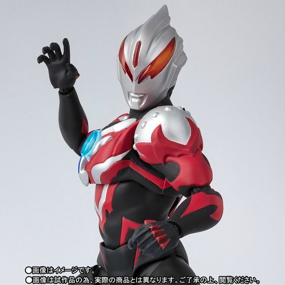 S.h.figuarts Ultraman Orb Thunder Breastar Action Figure Bandai