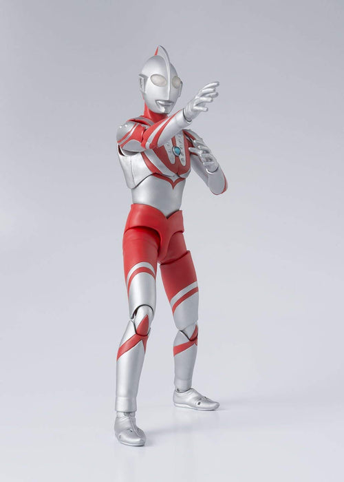 BANDAI S.H. Figuarts Zoffy Figure Ultraman