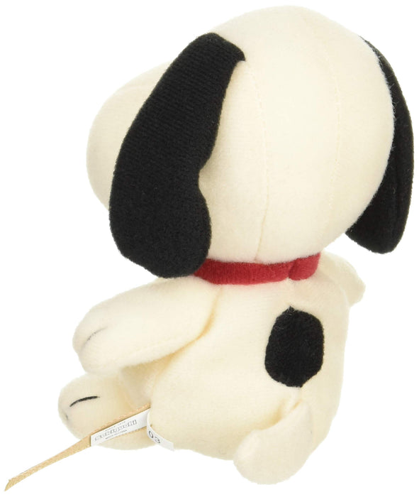 Sekiguchi Snoopy Retrons Plush Toy - Child-Friendly Snoopy Stuffed Animal