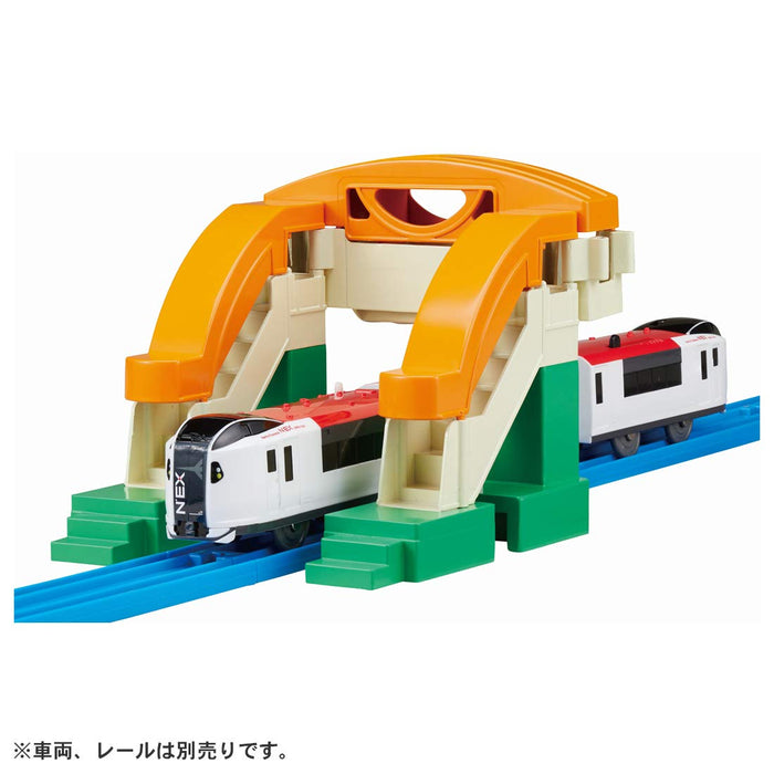 Takara Tomy Pla-Rail Let's Connect! (Pedestrian Bridge) Japanese Bridge Model