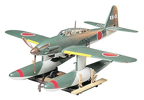 Tamiya 1/48 Aichi M6a1 Seiran Model Kit - Japan Figure