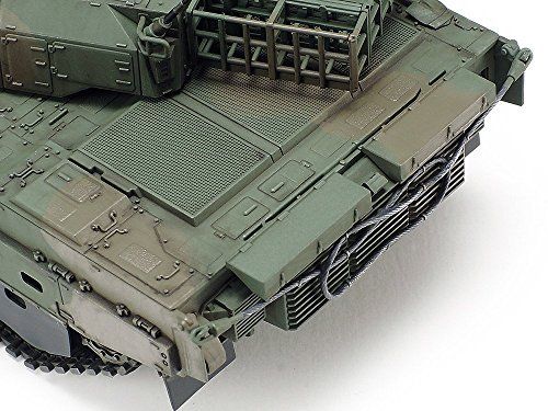 Tamiya 1/48 Jgsdf Type 10 Tank Model Kit