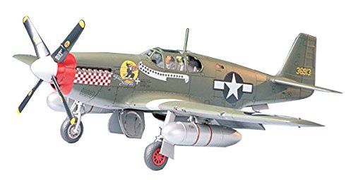 Tamiya 1/48 North American P-51b Mustang Model Kit - Japan Figure