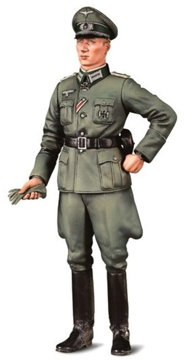 TAMIYA 36315 Wwii Wehrmacht Officer 1/16 Scale Kit Figure