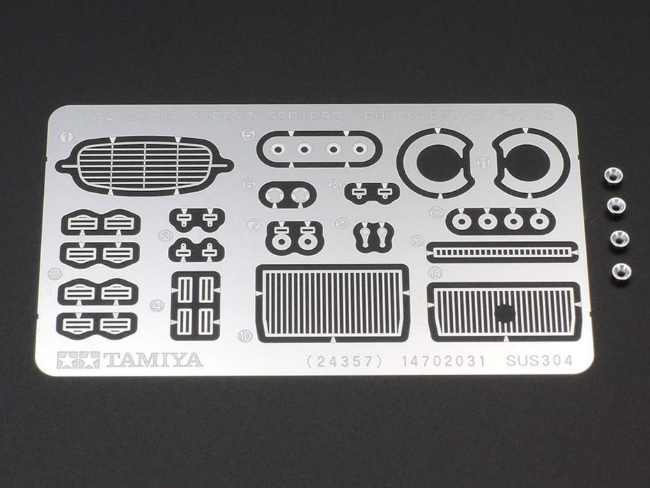 Tamiya 24357 Sportwagen 1/24 Lotus Super 7 Serie II Japanisches klassisches Automodell