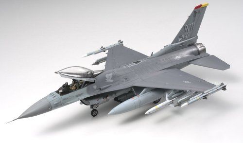 Tamiya 1/48 Lockheed Martin F-16cj Block 50 Fighting Falcon Modellbausatz Japan