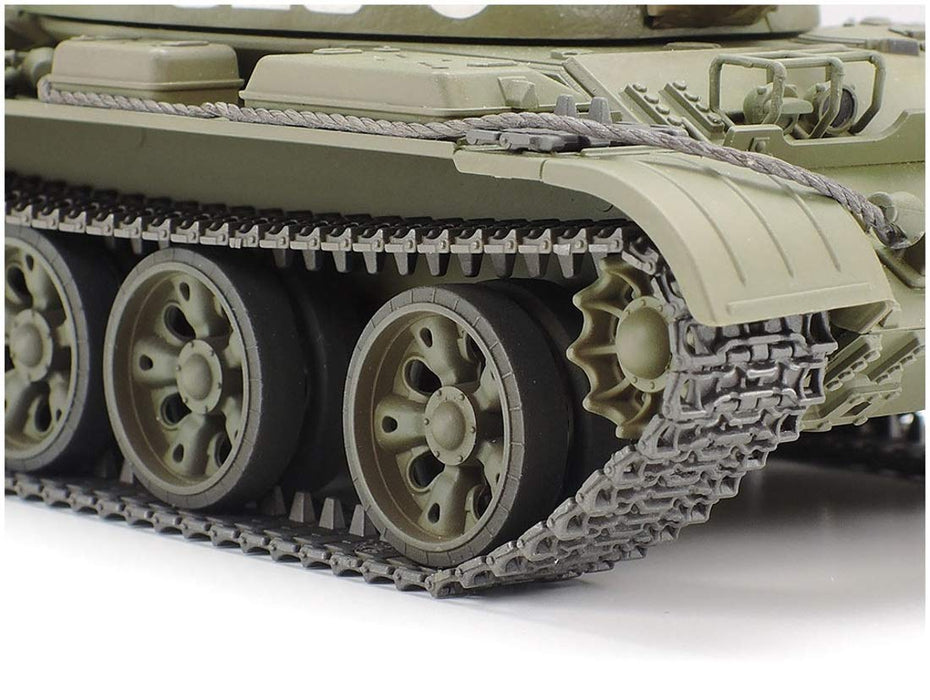 TAMIYA 32598 Russischer mittlerer Panzer T-55 Bausatz im Maßstab 1:48