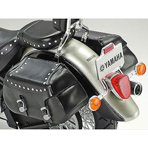 Tamiya Motorcycle Series No.135 Yamaha Xv1600 Road Star Kit de modèle en plastique personnalisé