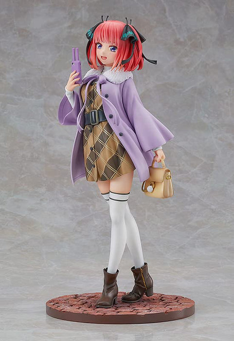 Die Quintessenz der Quintuplets Nino Nakano Date Style Ver. Vollständig bemalte Plastikfigur im Maßstab 1:6