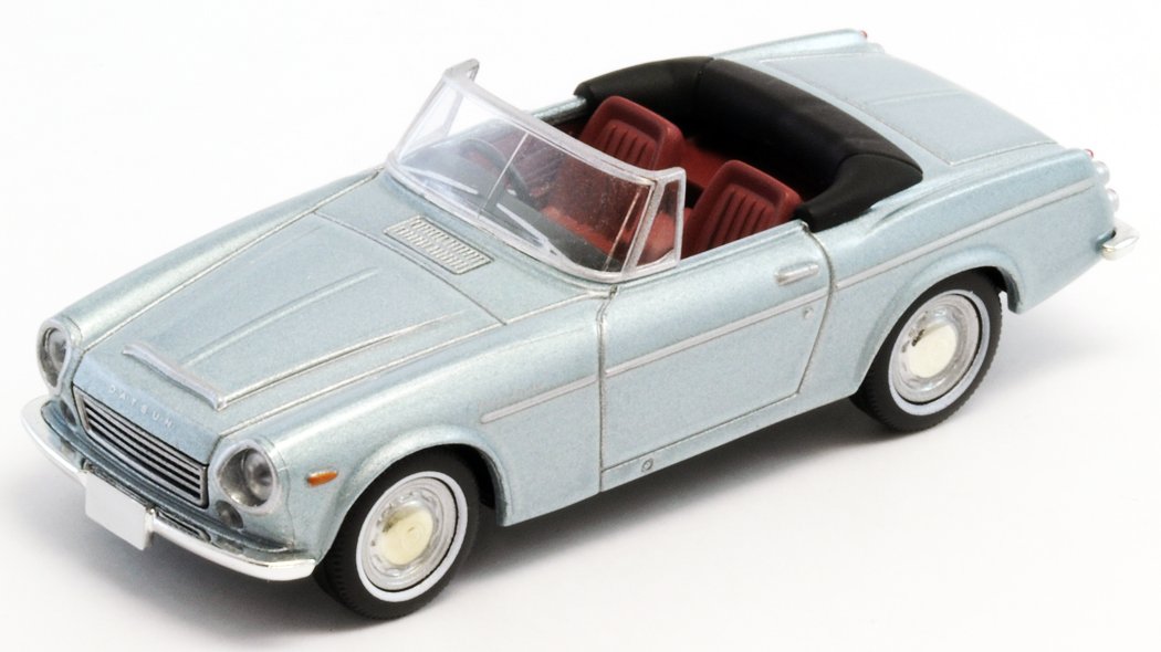 Tomytec Tomica Vintage Datsun Fairlady 1600 Light Blue - Completed Product
