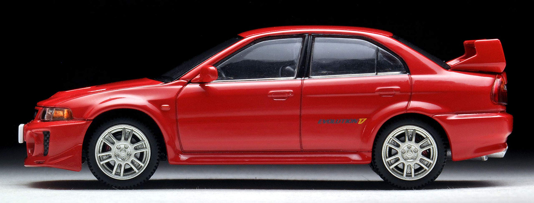 Tomytec 1/64 Scale Mitsubishi Lancer GSR Evolution V Red - Tomica Limited Vintage Neo