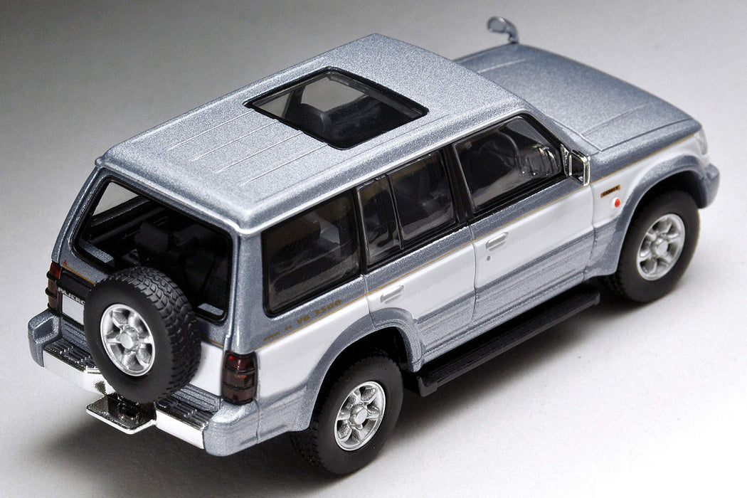 Tomytec Tomica Limited Vintage Neo 1/64 Scale Mitsubishi Pajero Mid Roof Wide Super Exceed Z in Silver/White