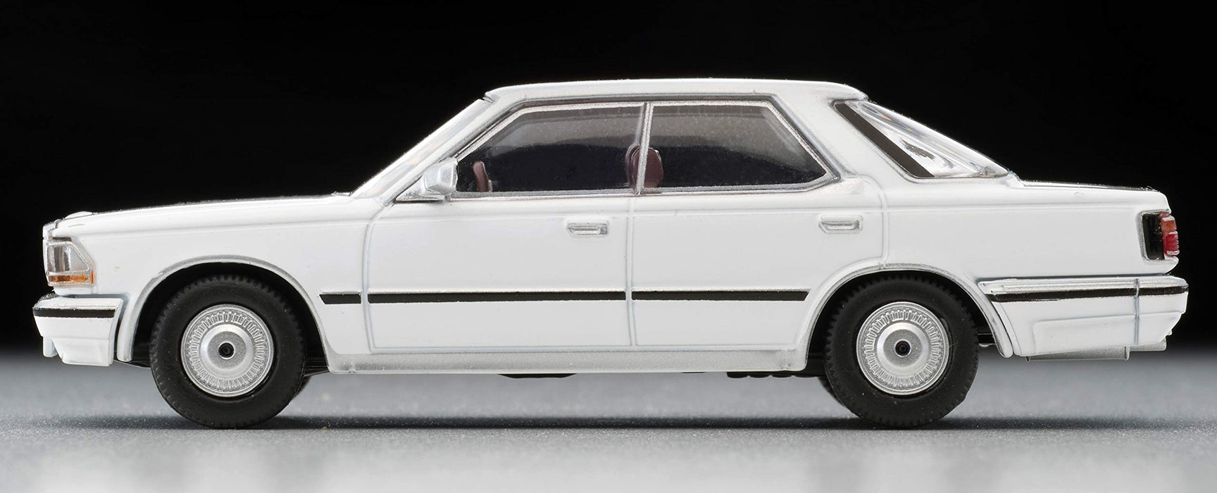 Tomytec Lv-N198a Tomica Limited Vintage Nissan Gloria Ht V20 86' White 1/64 Scale Car Toys
